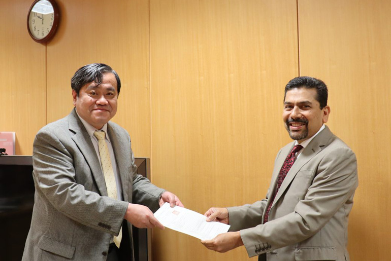 Dr. Fumio Koyama and Dr. Sunil Chirayath